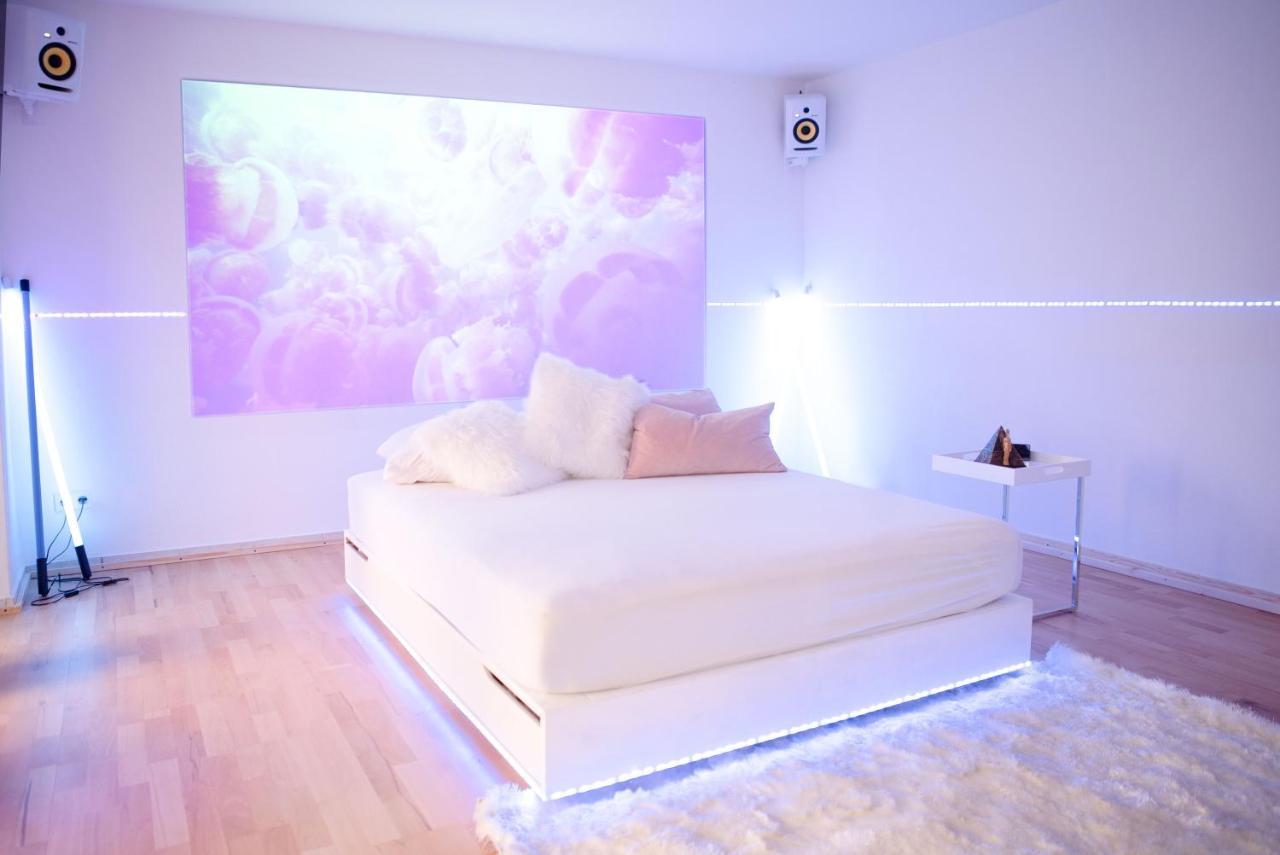 Cosy Apartment At Prenzlauer Berg With Terrace And Headphonecinema Berlin Exterior photo