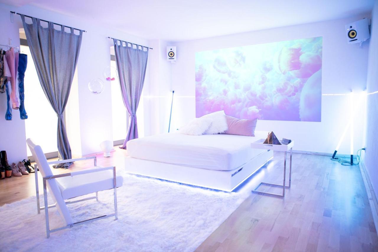 Cosy Apartment At Prenzlauer Berg With Terrace And Headphonecinema Berlin Exterior photo